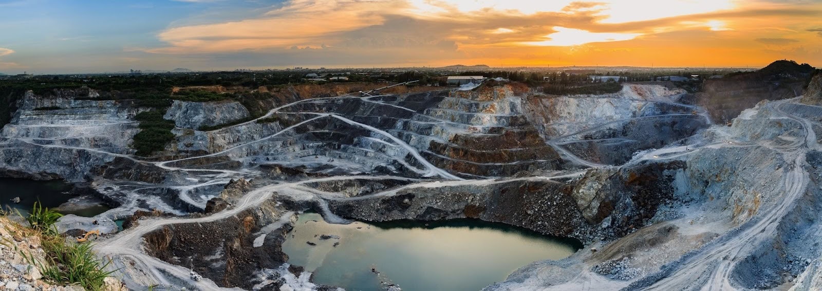 Electric Motors for Aggregate & Mining Operations Electric Motors for Aggregate & Mining Operations